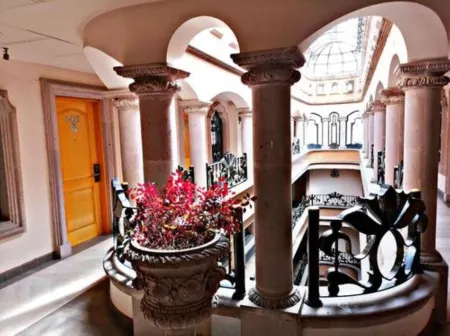 Hotel Hacienda Los Narcisos