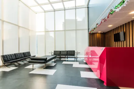 Olive Bangkok Hotel Отели рядом с достопримечательностью «Regent Home 9 Condo»