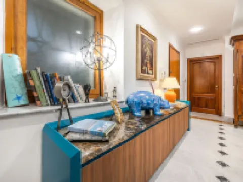 เรอเลส์ ลาแลงแตร์