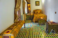 Riad Alya