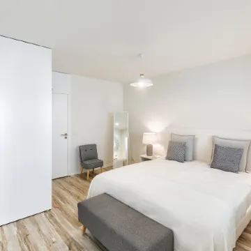 Jr Studios & Suites
