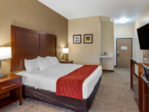 Comfort Inn & Suites Greenville I-70 Hotels in Bond County