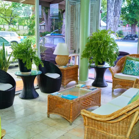Tropical Sunset Beach Apartment Hotel