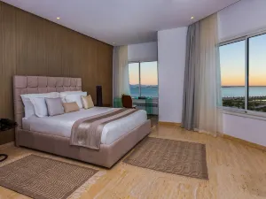 Adam Hotel Suites