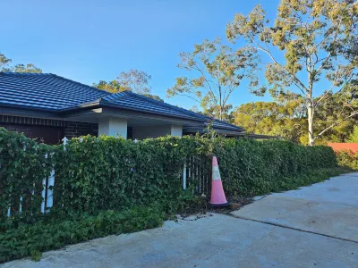 Gowrie Agapanthus Hotels near Sacred Spaces