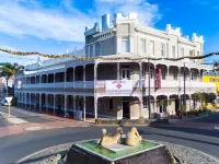 The Rose Hotel & Motel Hotels near Bunbury Regional Entertainment Centre (BREC)