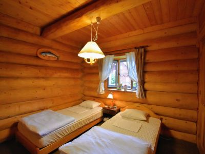 Canadian Log Cottage Takitaro
