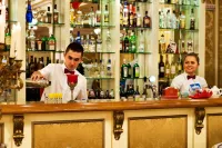 Spa Hotel Gloria - bars