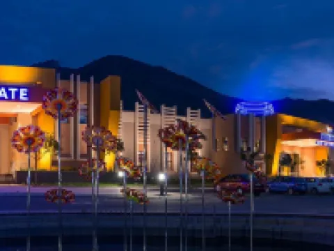 Peermont Metcourt - Thaba Moshate Hotels in Southern