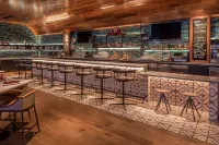 Portola Hotel & Spa - Quầy bar