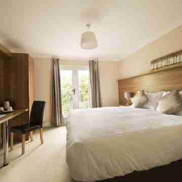 Riverside Hotel Rooms