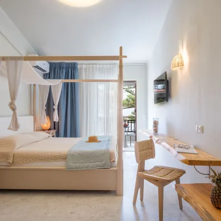 Bourtzi Hotel