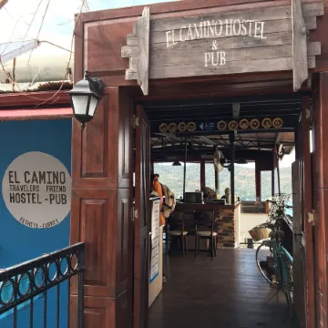 El Camino Hostel & Pub