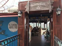 El Camino Hostel & Pub