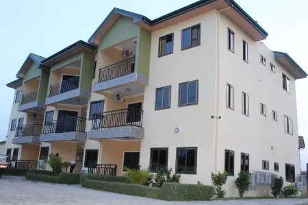 Evergreen Apartments Отели в г. Адента Мунисипалити