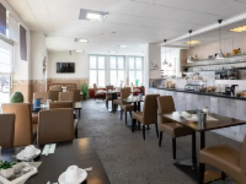 シュタット-グート-ホテル グローサー クーフュルスト エムデンのホテル