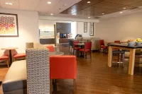 Holiday Inn Express MARSHFIELD (SPRINGFIELD AREA) by IHG
