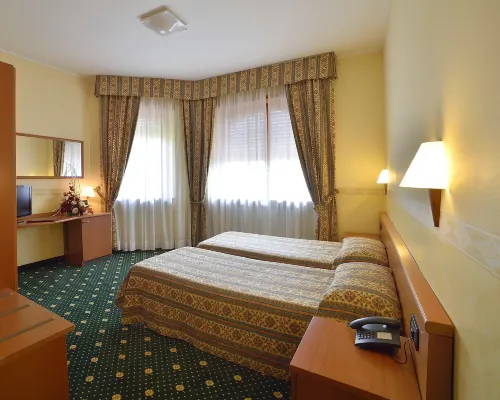 Hotel Ristorante Dropiluc Hotel a Druento