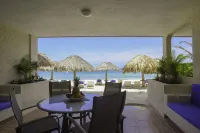 Aquatech Villas DeRosa Resort Hotels in Akumal