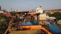 Kim - Rooftop Pools