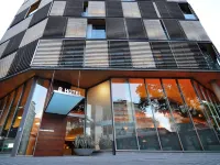 فندق بي Hotels near لاس اريناس