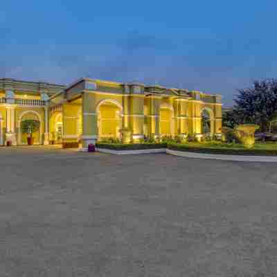 The LaLiT Golf & Spa Resort Goa Hotel Exterior