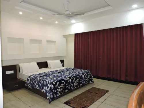 Hotel Rajmahal Roorkee فنادق في روركي