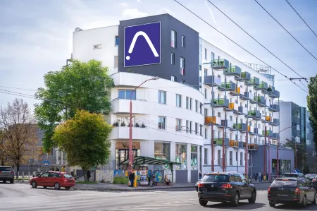 Apollis Business&Budget by Ambiente Отели рядом со станцией Главная станция Братиславы