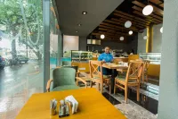 Accra Luxury Apartments at Pearl In City - Bữa sáng