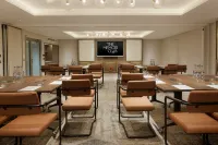 The Memoir Club, Formerly Ambassador Bloomsbury - Parkering