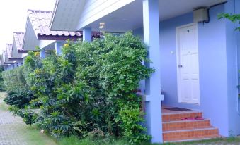 PT House Resort