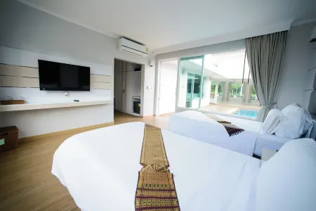 Borsaen Pool Villa Отели в г. Thap Put