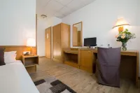 Hotel Restaurant Schwyzerhuesli Hotels in Viernheim