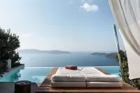 West East Suites - Resorts