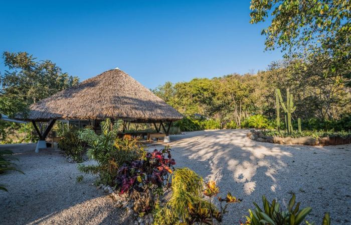 Mikado Natural Lodge