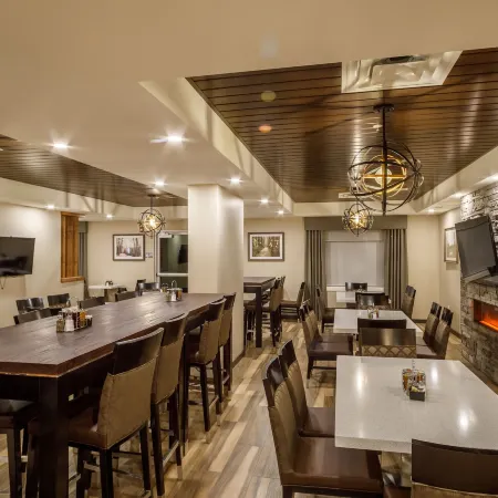 Ramada by Wyndham Revelstoke