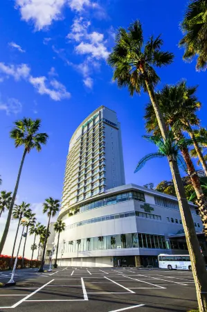 Atami Korakuen Hotel Отели рядом с достопримечательностью «Kinomiyajinja»