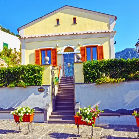 Villa Maria