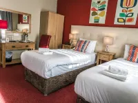 Mc Kevitts Village Hotel Hotels in Карлингфорд