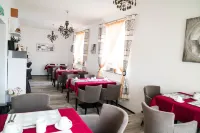Pension & Restaurant la Amalia Hotels in Bad Sauerbrunn