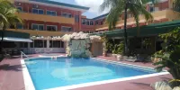 Peten Esplendido Hotel and Conference Center - Pools