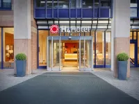 إتش4 هوتل هامبورج بيرجيدورف Hotels near مرصد هامبورج