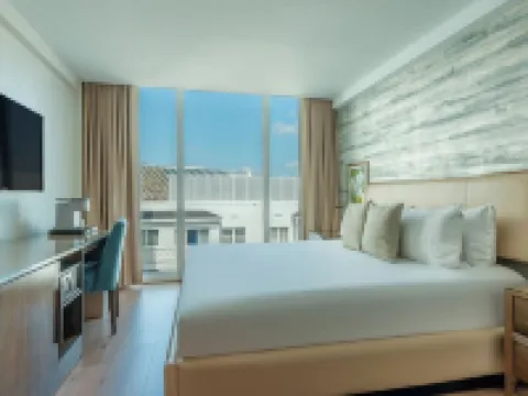 Iberostar Waves Miami Beach Hotels in Miami Beach