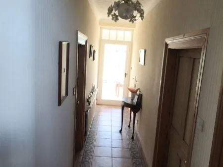 The Old Farm House Отели в г. Swinton