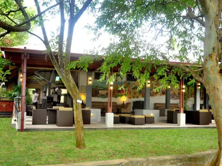 Siddhalepa Ayurveda Resort - All Meals, Ayurveda Treatment and Yoga