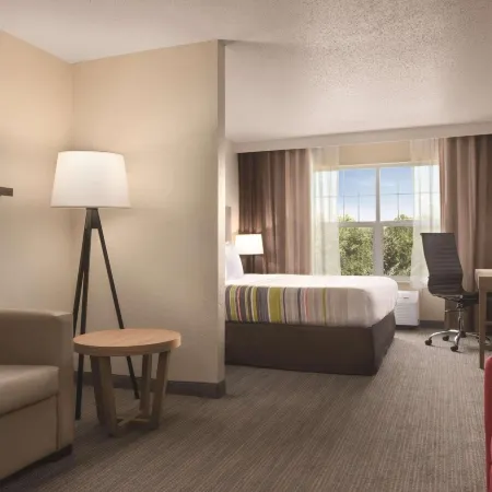 Country Inn & Suites by Radisson, Cottage Grove, MN