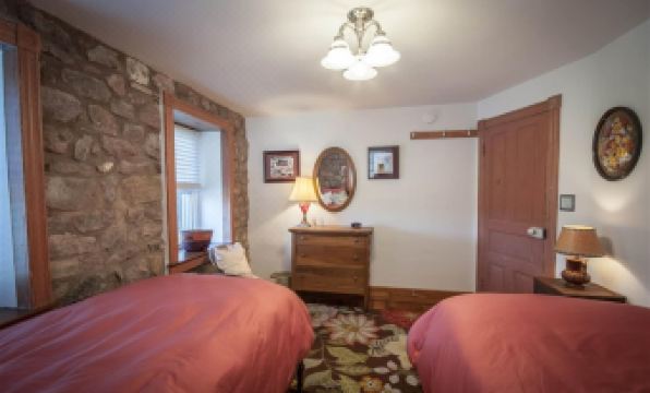 Frush Farm Bed & Breakfast