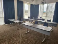 Blue Ribbon Inn and Suites