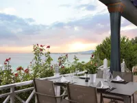 Pomegranate Wellness Spa Hotel Hotels in Nea Propontida