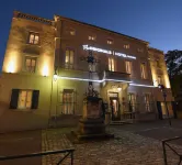 The Originals Boutique, Hôtel du Parc, Cavaillon Hotel in zona Synagogue de Cavaillon